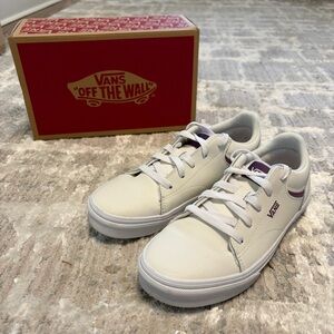 Vans Seldan Low Top Sneakers